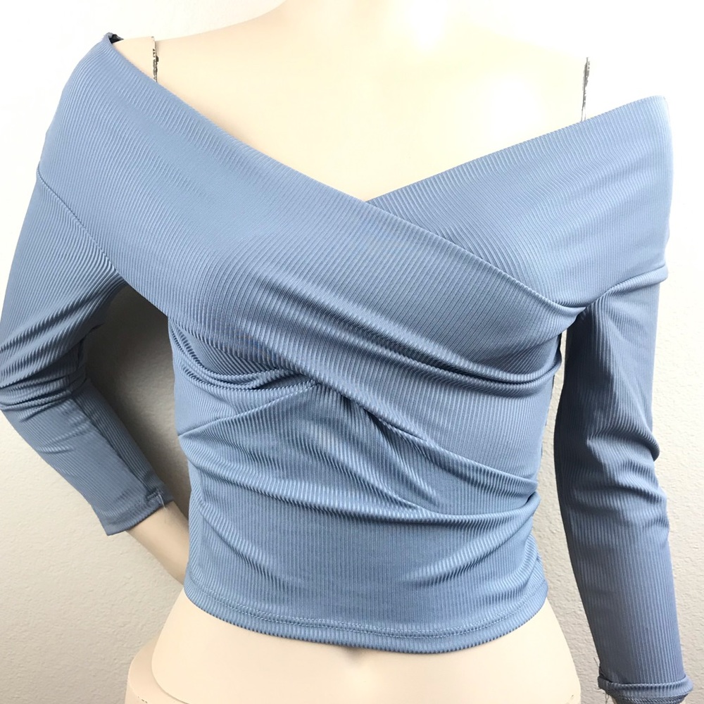 NEW Forever 21 Off Shoulder Crop Top